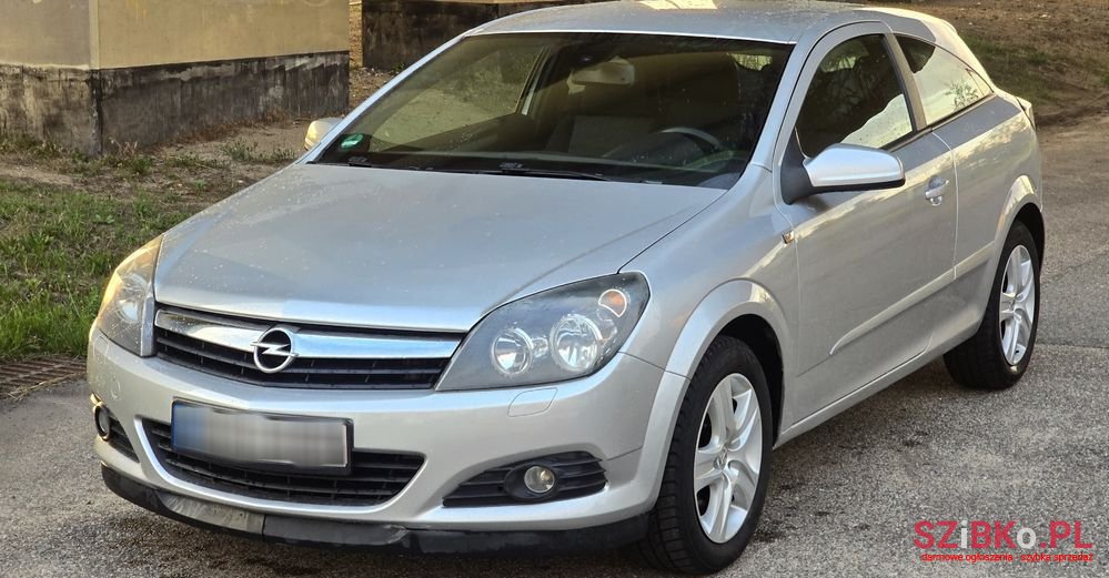 2006' Opel Astra Gtc 1.8 Cosmo photo #2