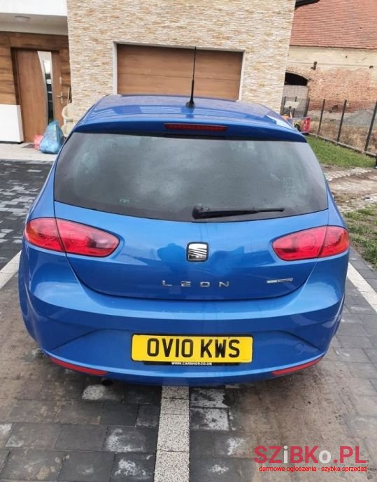 2010' SEAT Leon photo #2