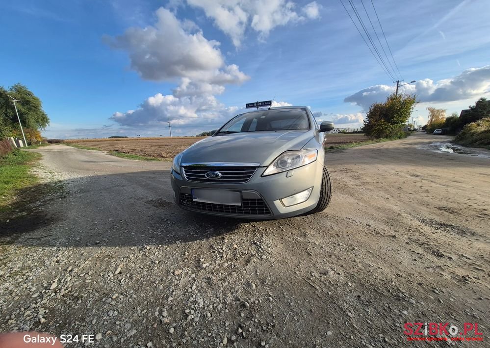 2007' Ford Mondeo Hatchback 07-10 photo #2