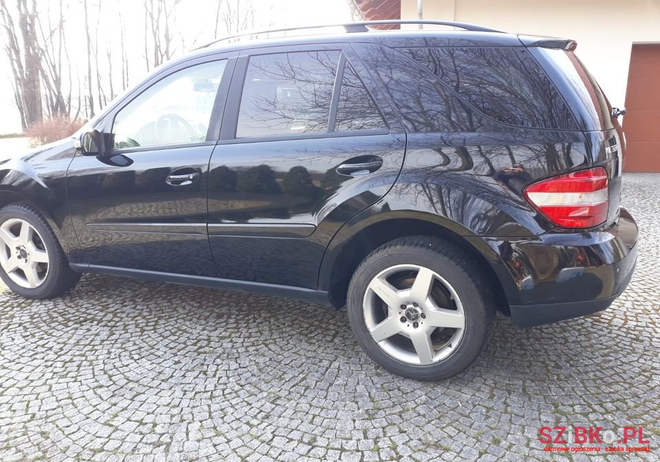 2005' Mercedes-Benz Ml photo #5