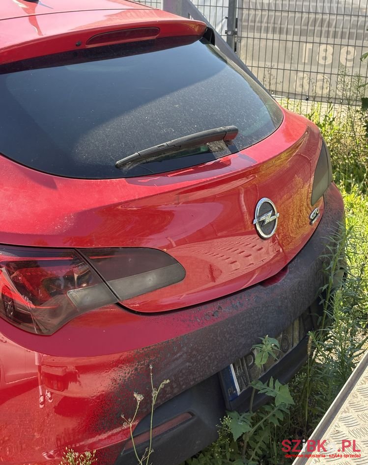 2011' Opel Astra Iv Gtc 1.6 T Sport photo #4