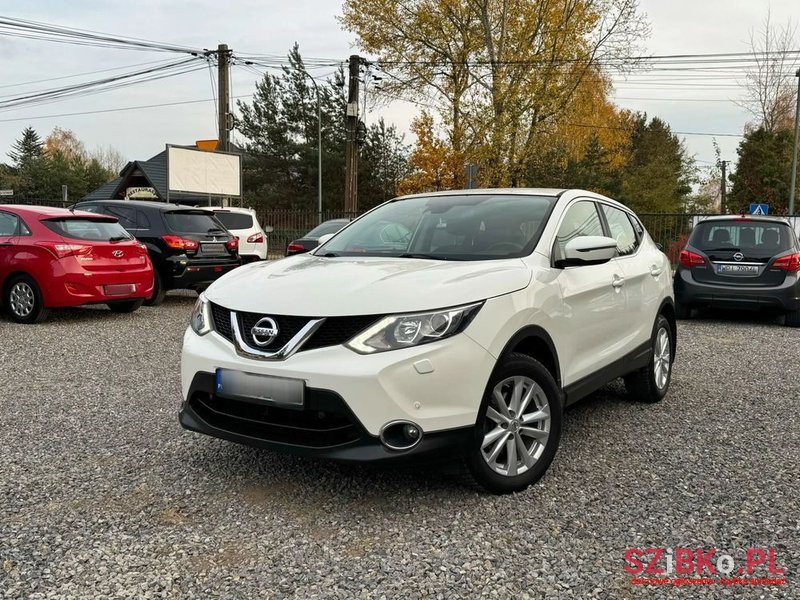 2015' Nissan Qashqai 1.2 Dig-T Acenta photo #2