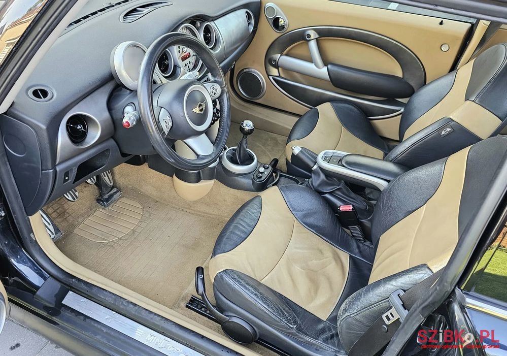 2005' MINI Cooper S Standard photo #6