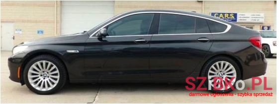 2010' BMW 530 photo #1