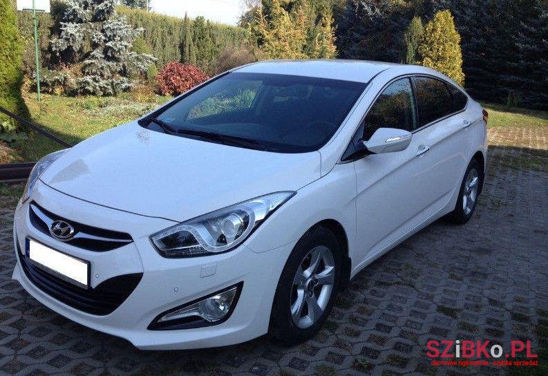 2014' Hyundai i40 photo #1