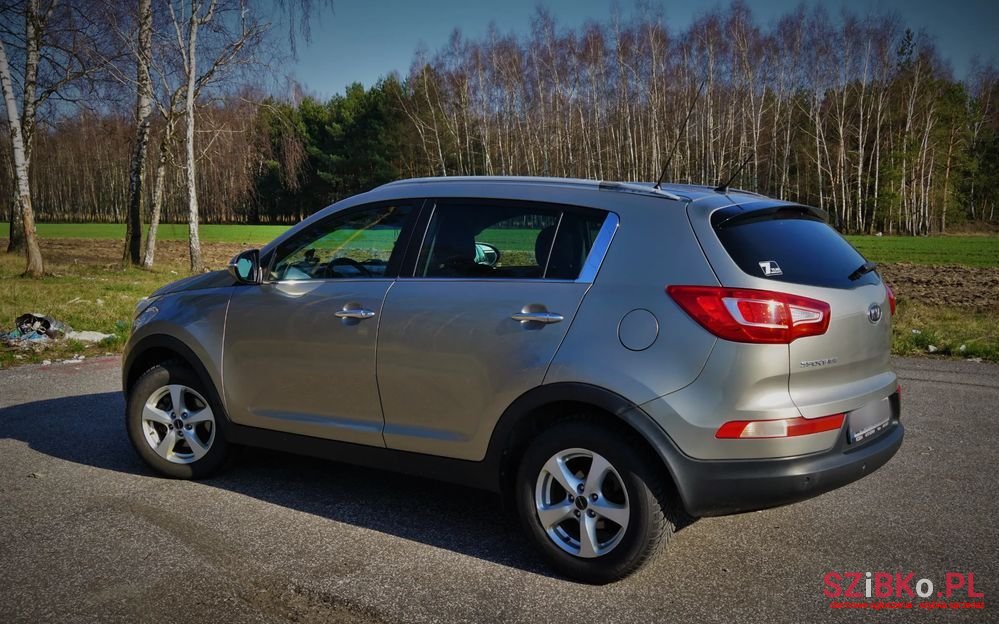 2011' Kia Sportage 1.7 Crdi M 2Wd photo #6