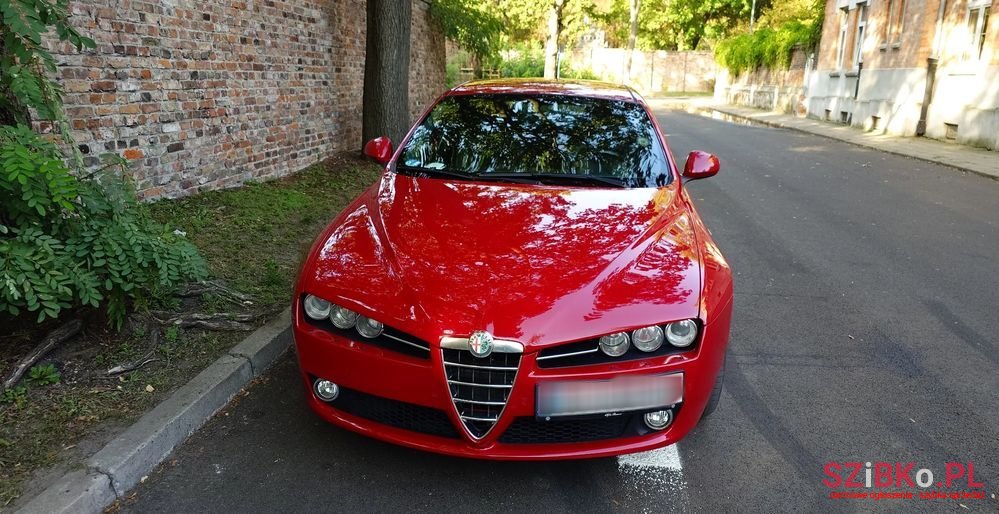 2010' Alfa Romeo 159 photo #2