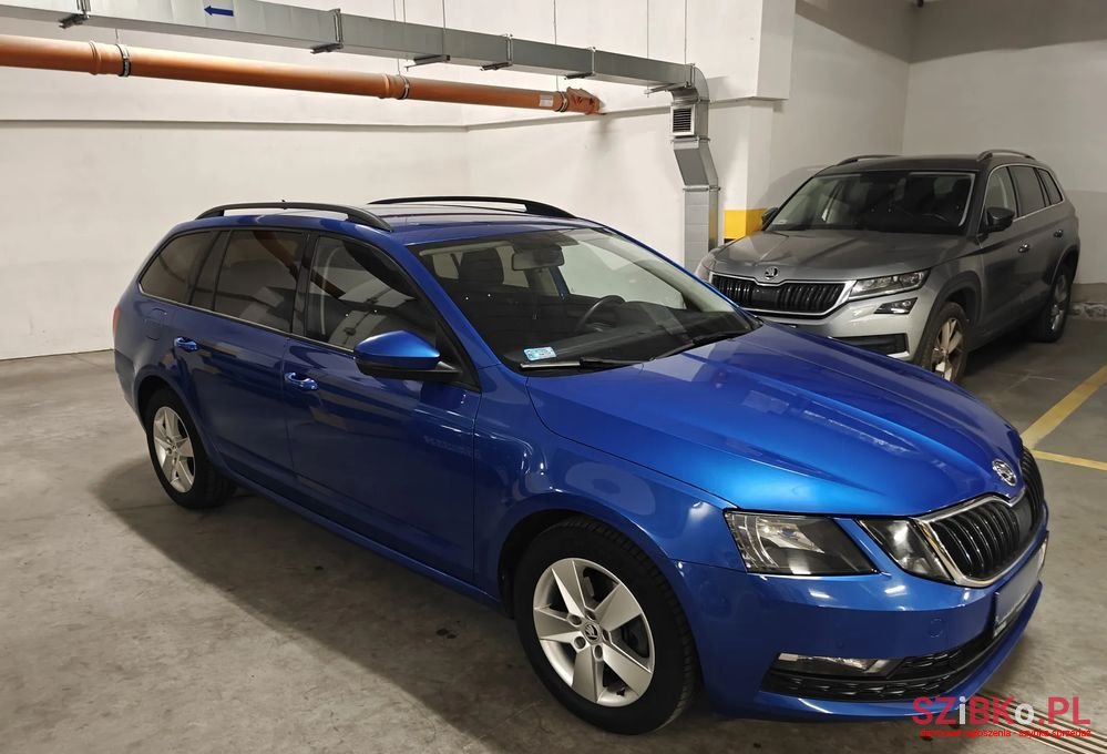 2020' Skoda Octavia 1.5 Tsi Act Ambition photo #2