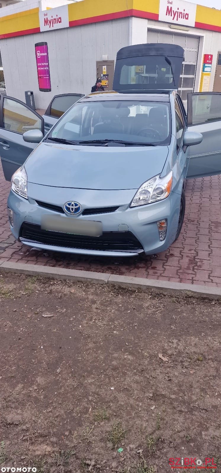 2012' Toyota Prius photo #1