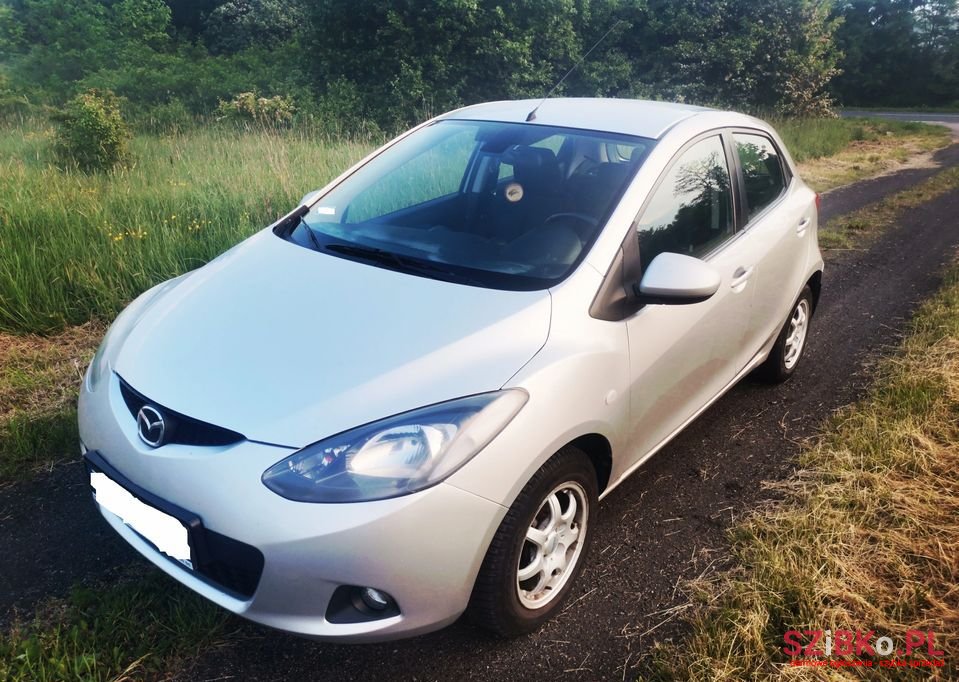 2007' Mazda 2 photo #1