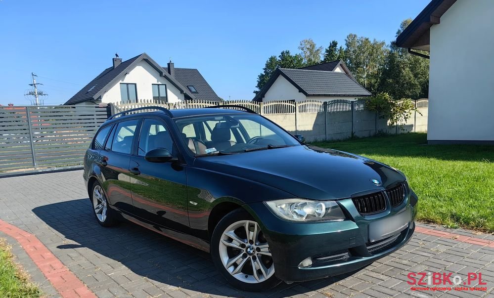 2007' BMW 3 Series 318D photo #1