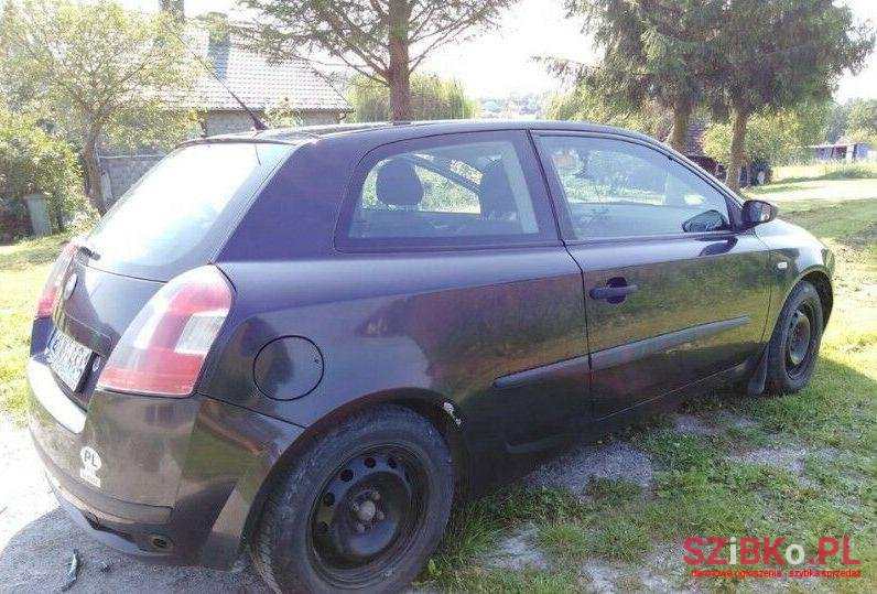 2004' Fiat Stilo photo #1