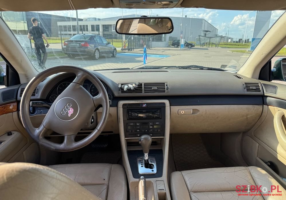 2002' Audi A4 2.0 Multitronic photo #2