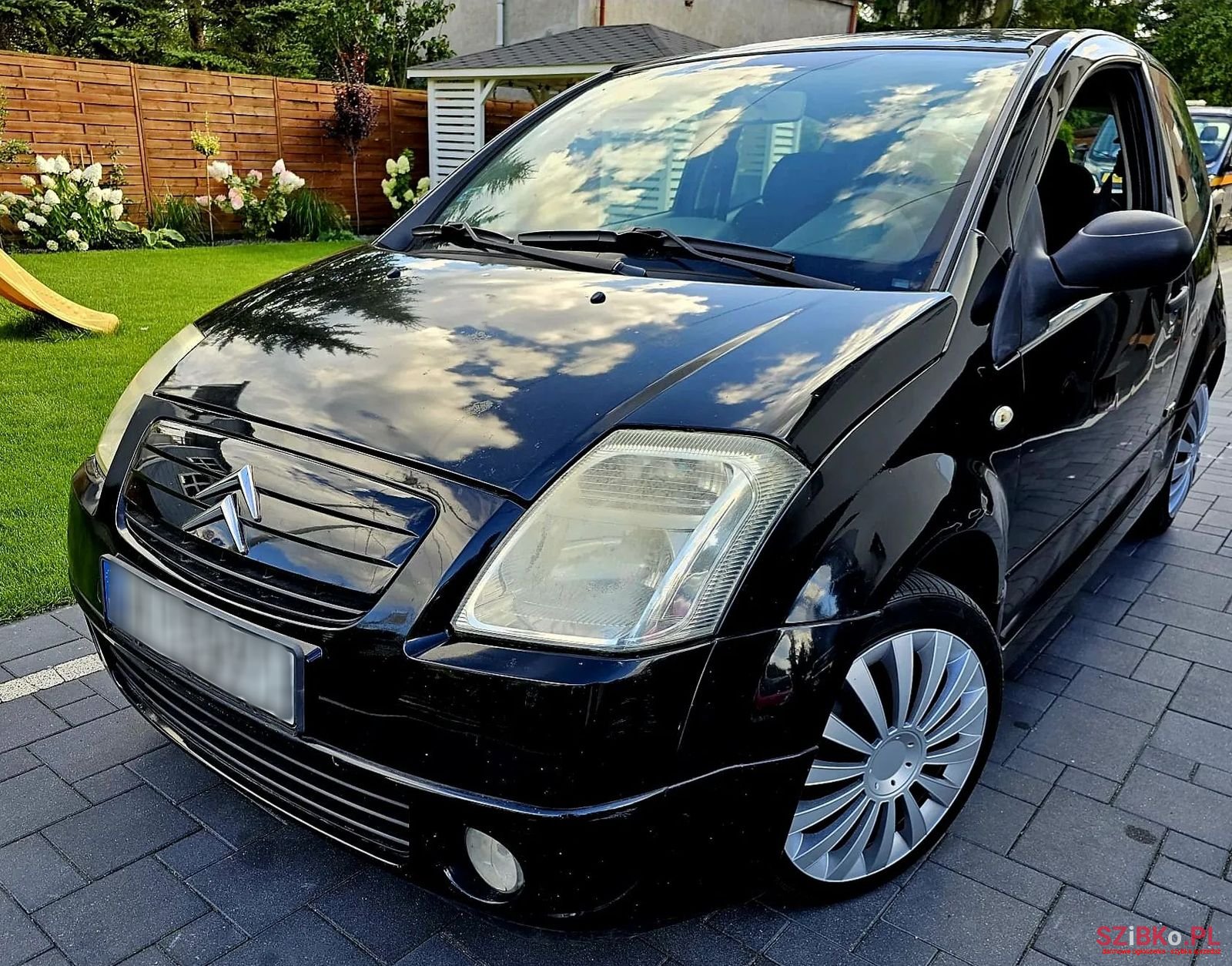 2004' Citroen C2 photo #1