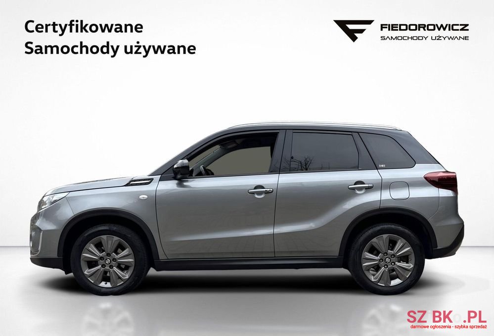 2022' Suzuki Vitara photo #2