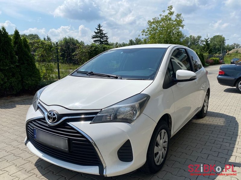 2016' Toyota Yaris 1.0 Life Eu6 photo #1