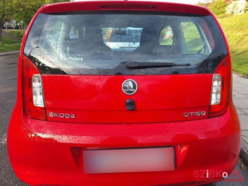 2012' Skoda Citigo 1.0 Style photo #2