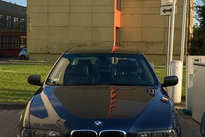 2002' BMW 5 Series