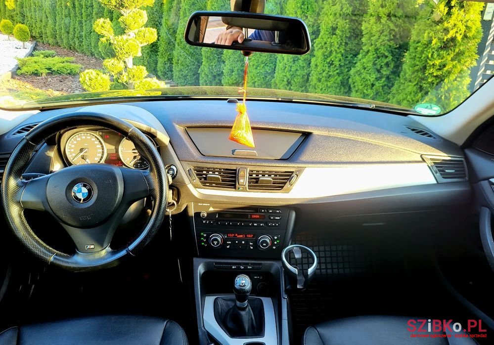2011' BMW X1 photo #5