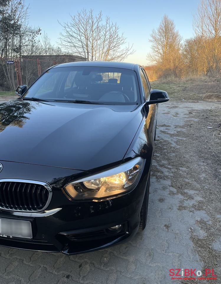 2016' BMW 1 Series photo #3