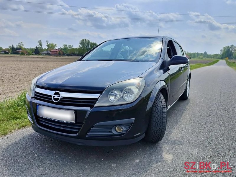 2006' Opel Astra photo #6