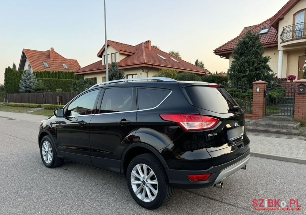 2015' Ford Kuga 2.0 Tdci 2X4 Titanium photo #4