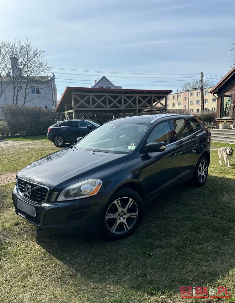 2011' Volvo Xc 60 D3 Summum photo #3