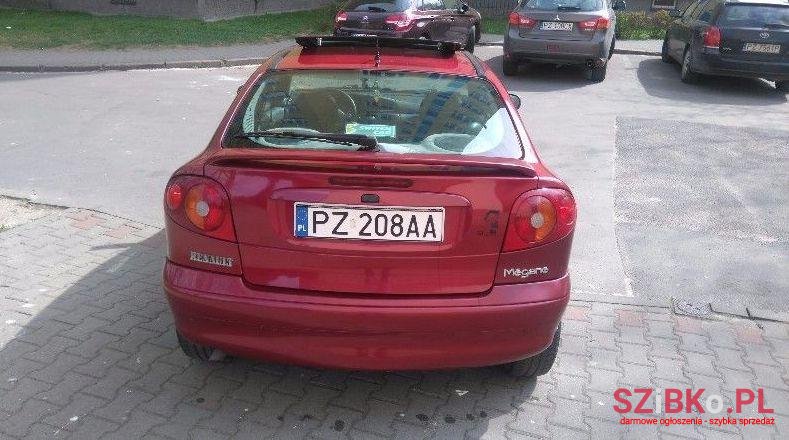 2000' Renault Megane photo #2
