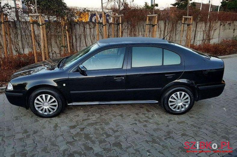 2005' Skoda Octavia photo #1