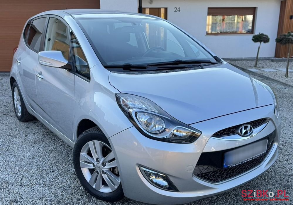 2013' Hyundai ix20 photo #2