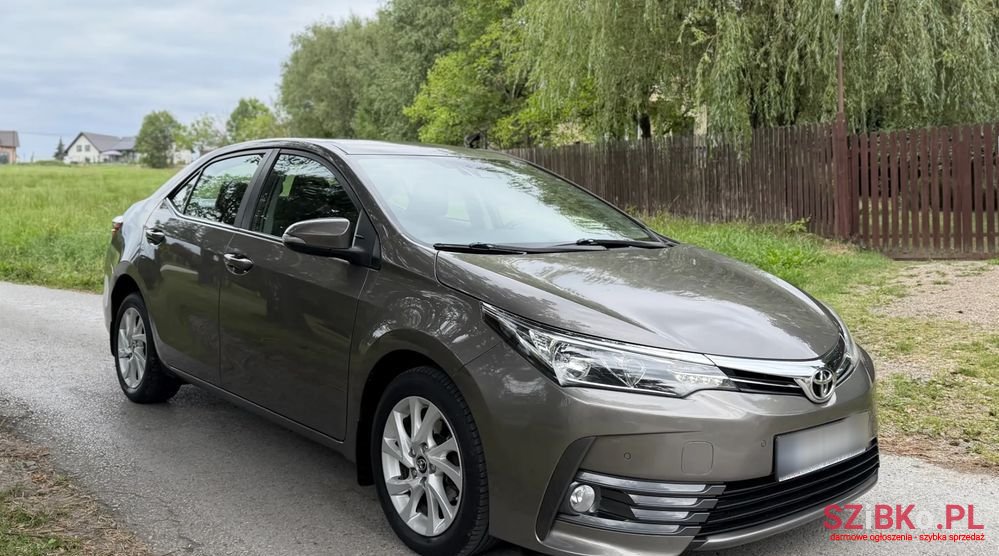 2018' Toyota Corolla 1.6 Premium Ms photo #4