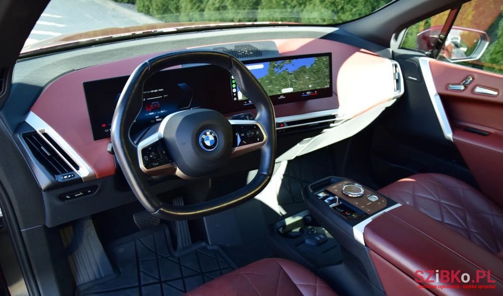 2022' BMW iX photo #5