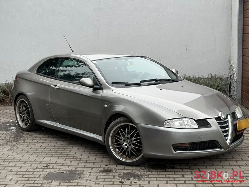 2009' Alfa Romeo GT 1.8Ts Impression photo #2