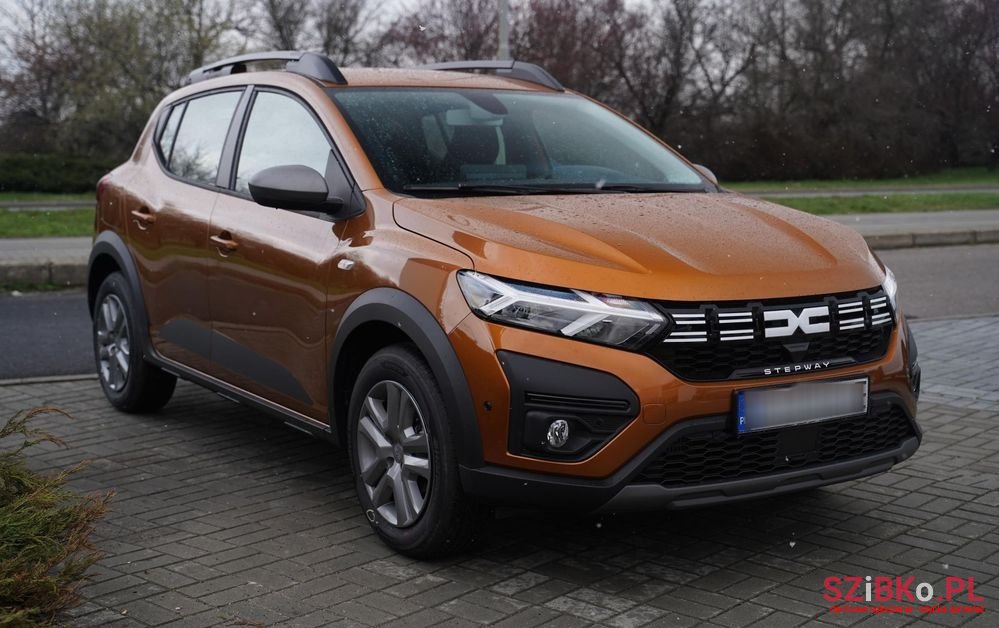 2023' Dacia Sandero Stepway photo #3