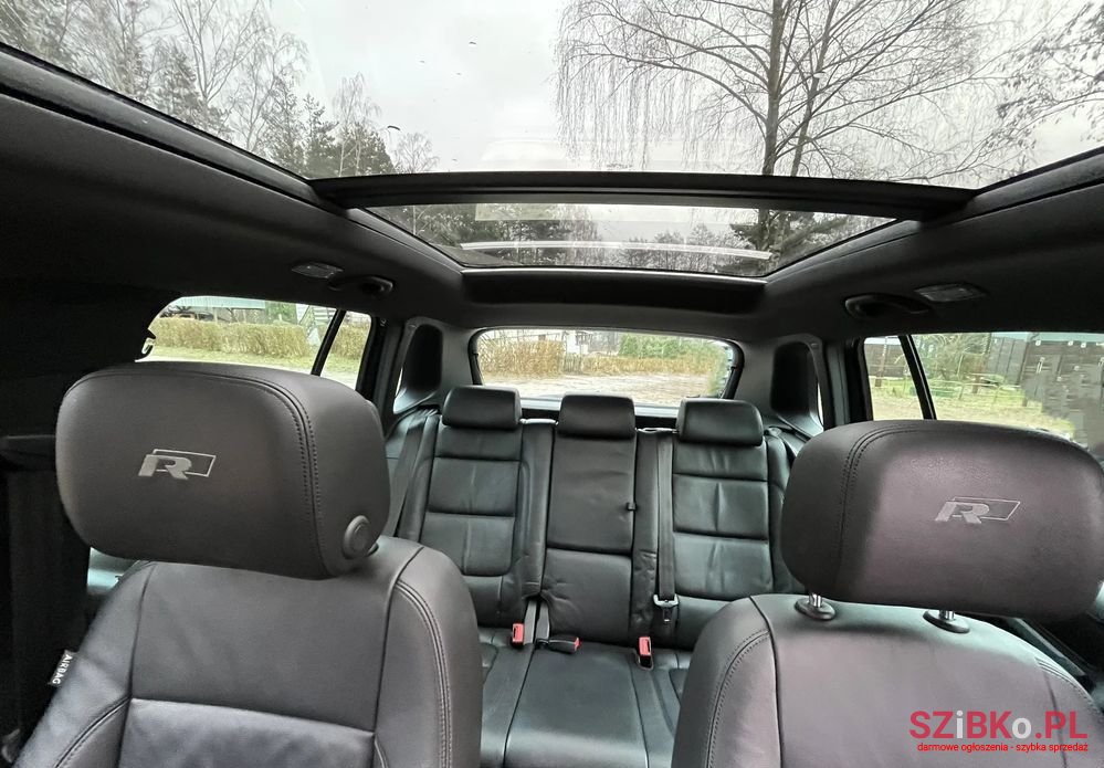 2015' Volkswagen Tiguan photo #4