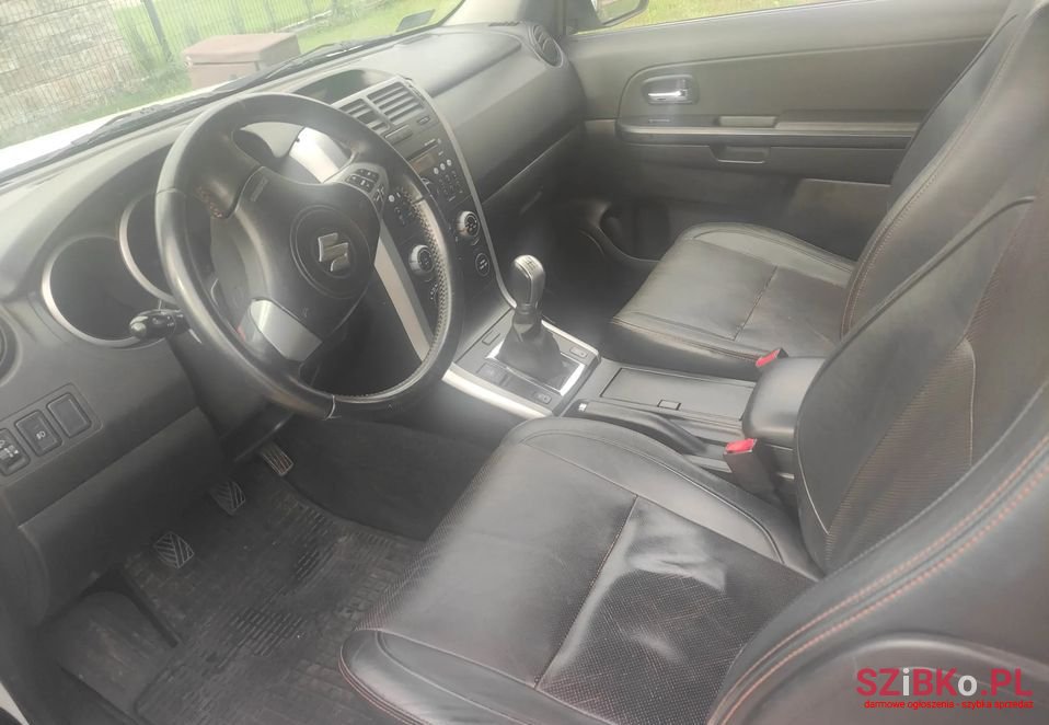 2007' Suzuki Grand Vitara photo #5