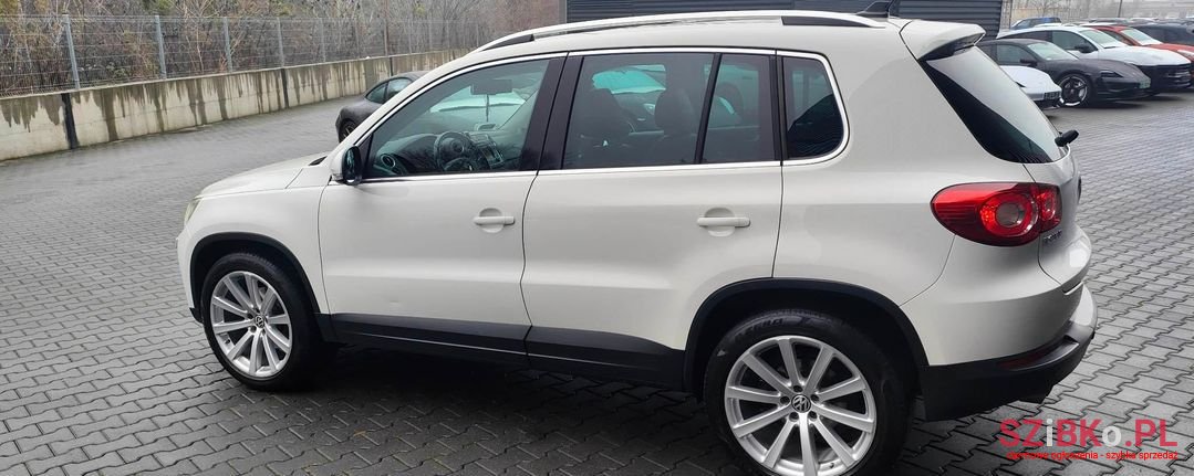2008' Volkswagen Tiguan photo #4
