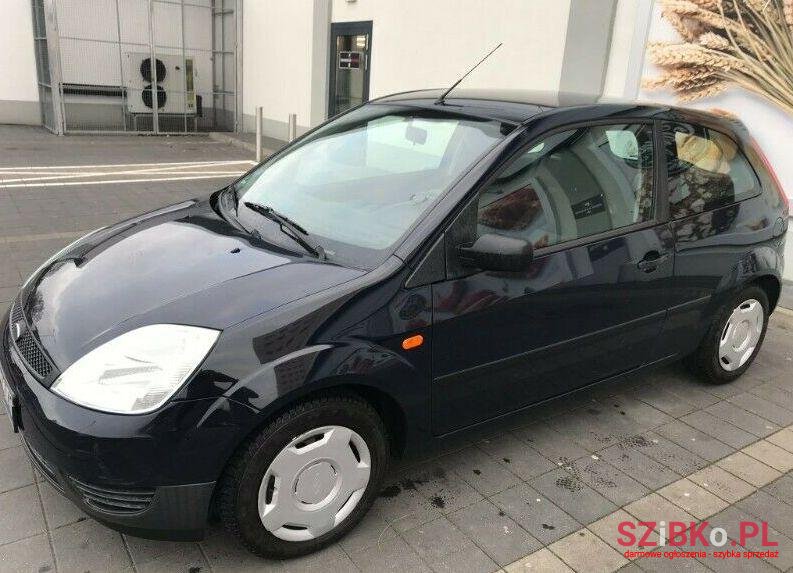 2004' Ford Fiesta photo #1