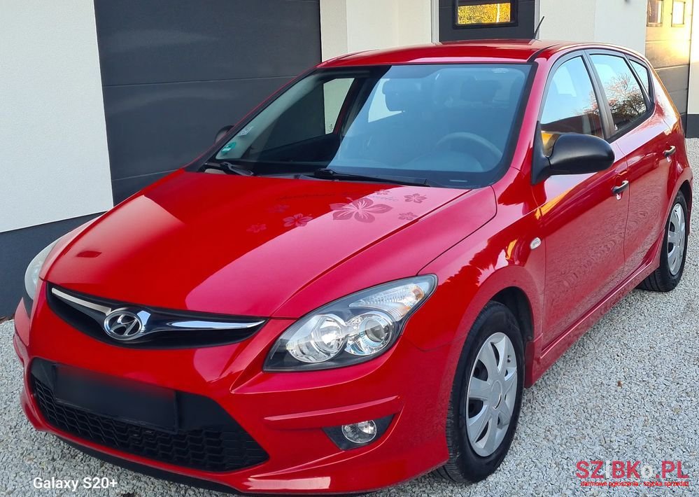 2010' Hyundai i30 photo #1