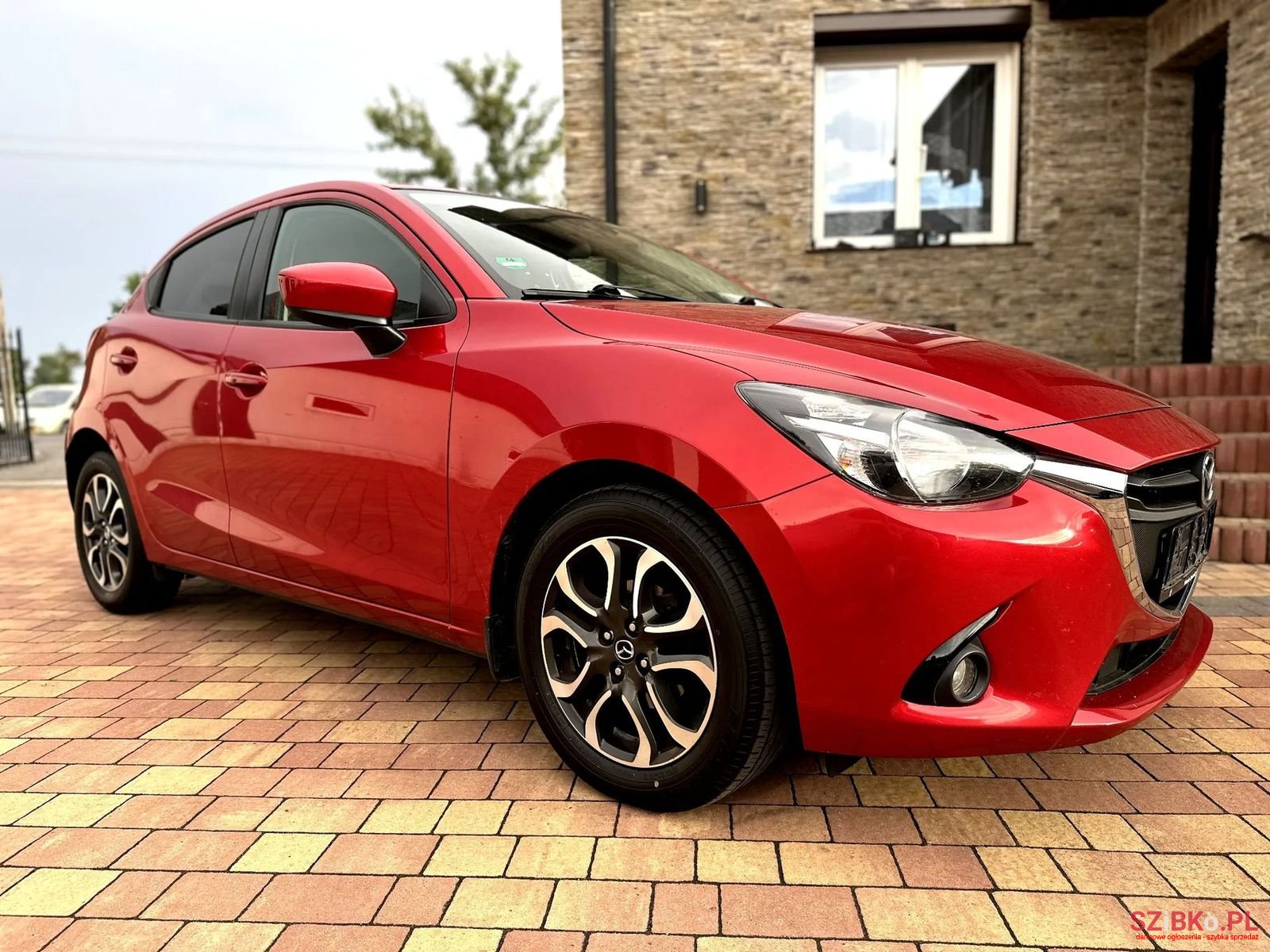 2017' Mazda 2 photo #1