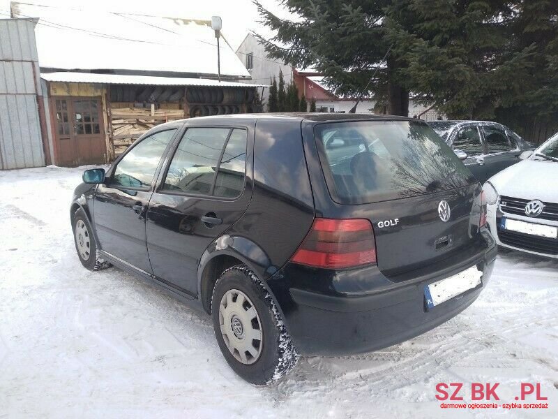 1998' Volkswagen Golf photo #2