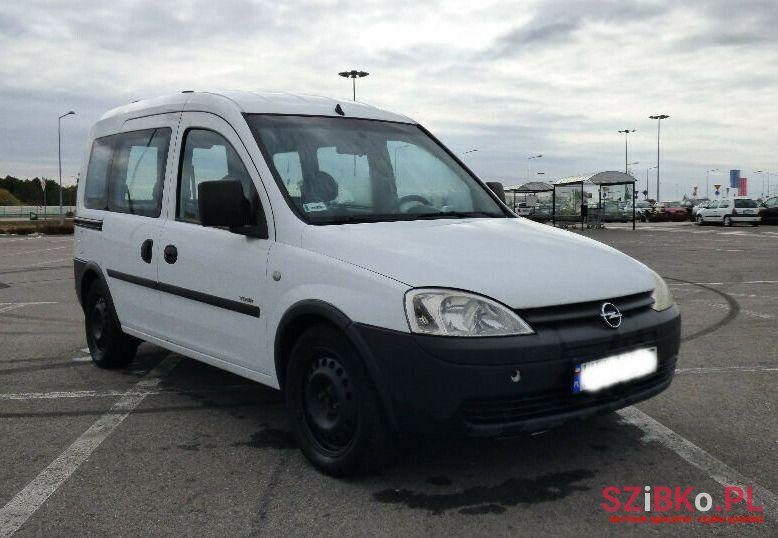 2004' Opel Combo photo #1