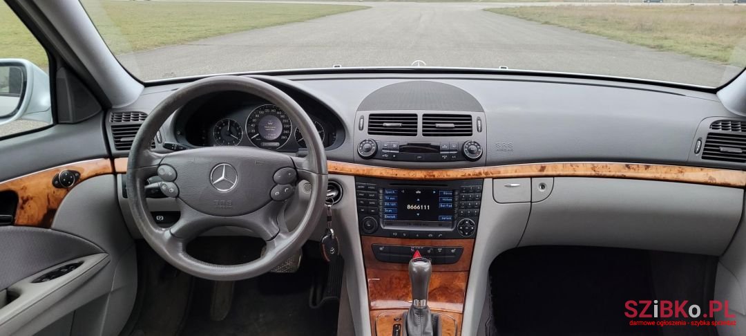 2006' Mercedes-Benz E-Class photo #5