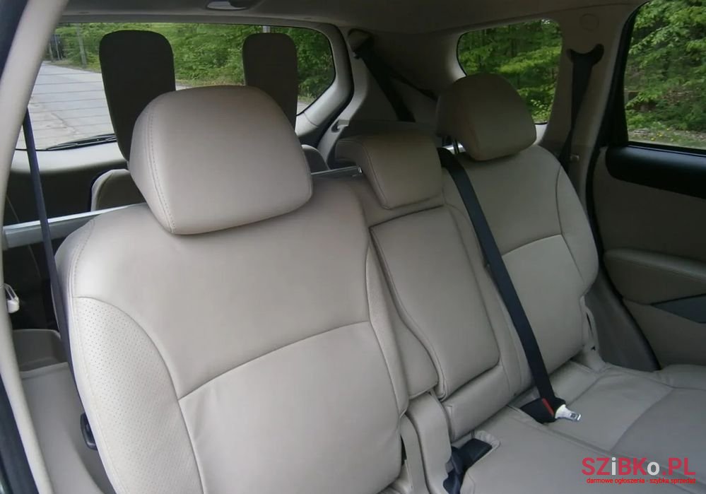 2010' Mitsubishi Outlander photo #6