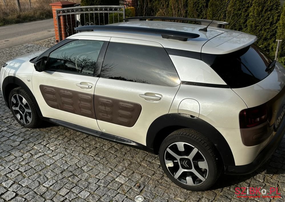 2014' Citroen C4 Cactus photo #4