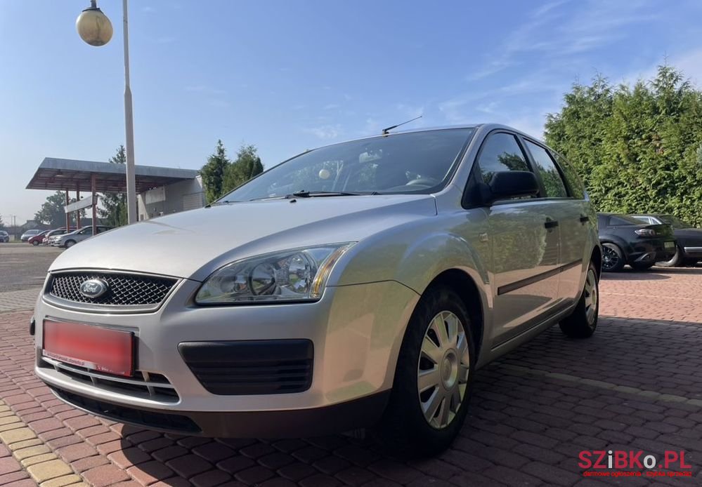 2005' Ford Focus photo #1