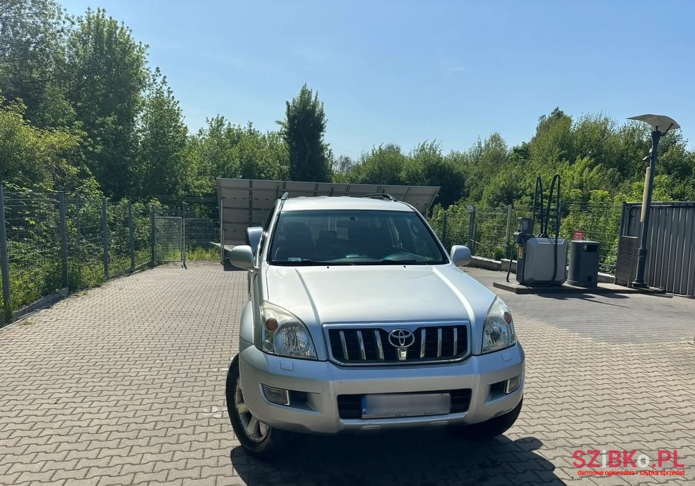 2008' Toyota Land Cruiser photo #2