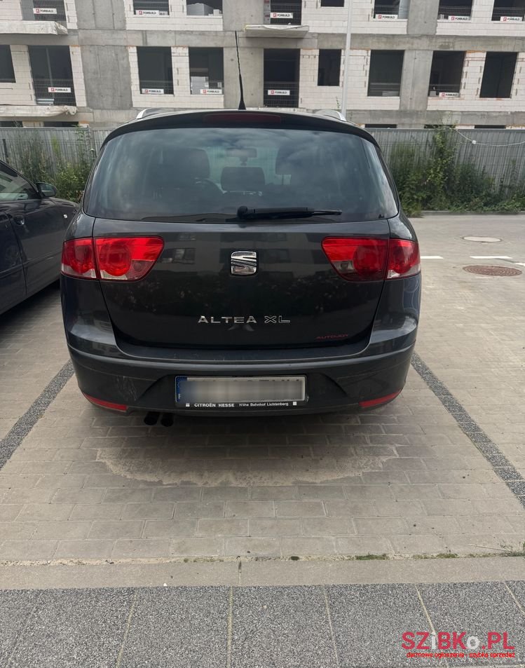 2008' SEAT Altea XL photo #2
