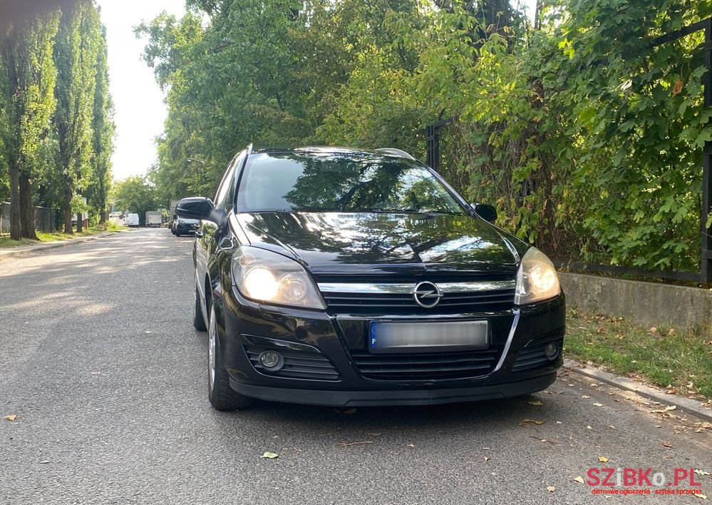 2006' Opel Astra photo #3