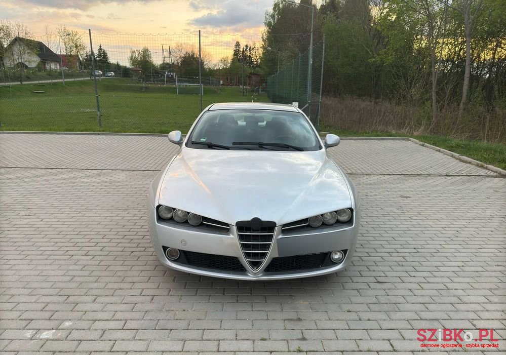 2007' Alfa Romeo 159 photo #2